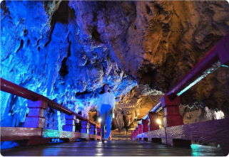 満奇洞・井倉洞