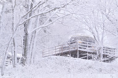 岡山　グランピング　雪　冬