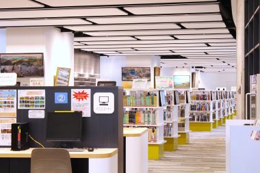 スタイリッシュな図書館！